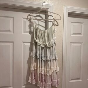 Storia Elegant Cream Dress